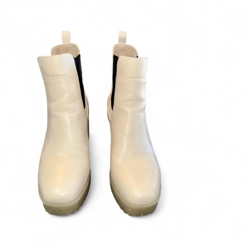 CREAM ANKLE BOOTS CHUNKY‎ RUBBER HEELS LADIES 7.5 BY CHINESE LAUNDRY